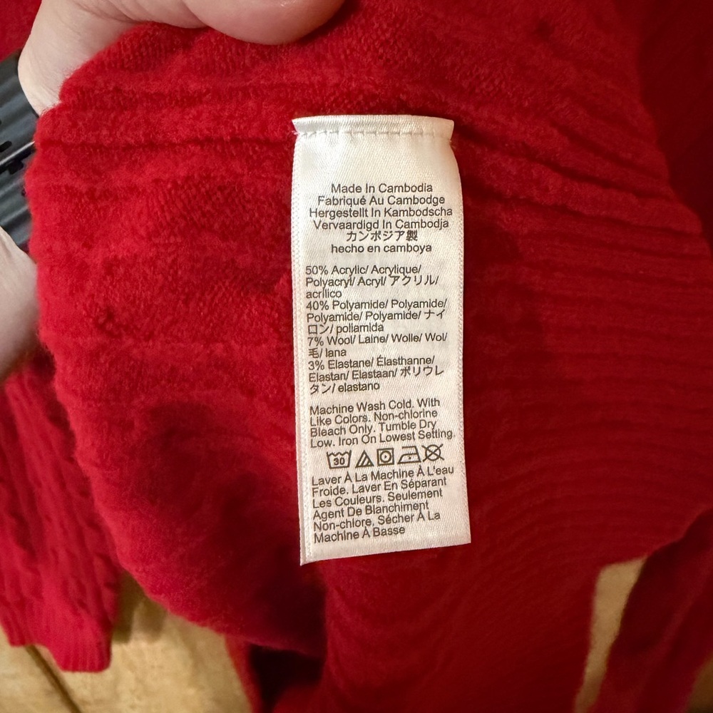 Women’s J .Crew Super Soft Red Cable Knit Sweater - Picture 4 of 5